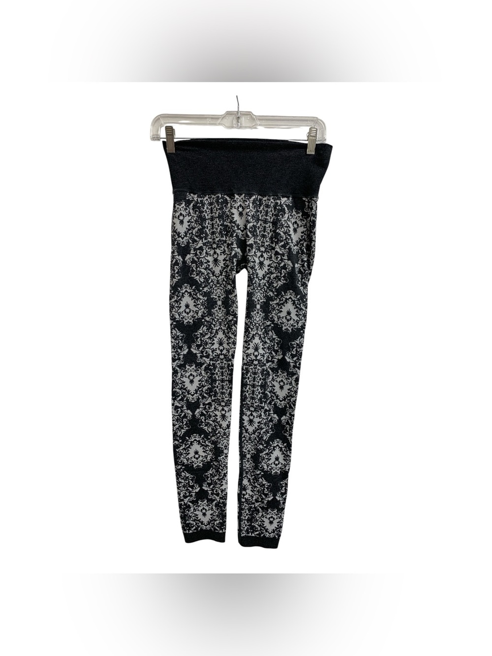 Shannon Passero Black & White Damask Print Leggings Size M